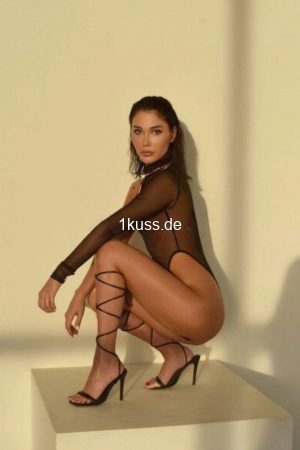 Escort Dara